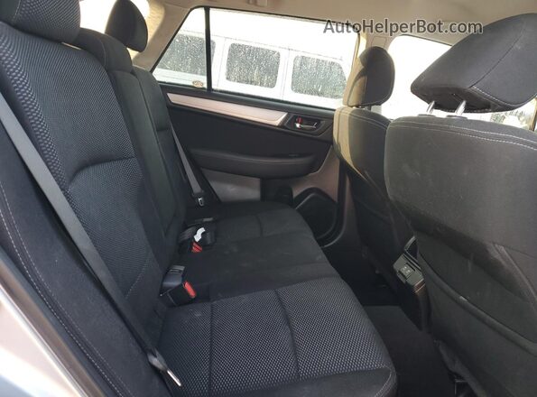 4S4BSAFC7K3336574 2019 SUBARU OUTBACK Silver Rear interior view