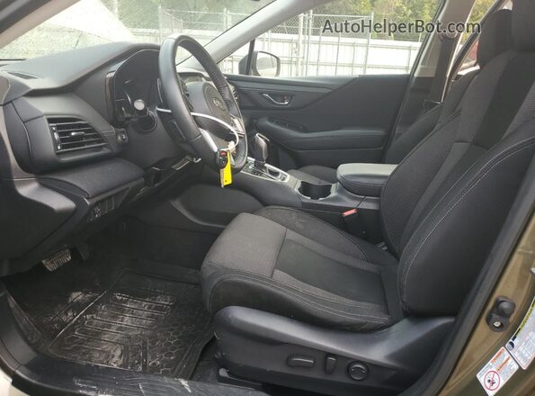4S4BTACC9L3102004 2020 SUBARU OUTBACK Green Front interior view