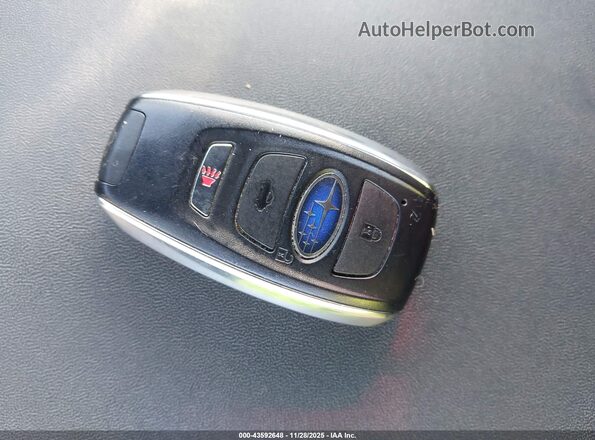4S4BTALC2L3151402 2020 SUBARU OUTBACK Серебряный Вид панели приборов