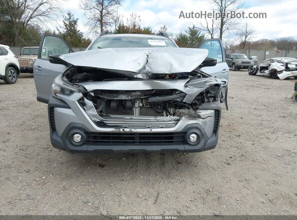 4S4BTALC7R3133549 2024 SUBARU OUTBACK Серебряный Вид спереди