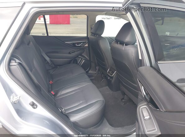 4S4BTANC0R3120591 2024 SUBARU OUTBACK Silver VIN sticker view