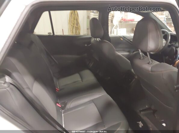 4S4BTGUD4N3135568 2022 SUBARU OUTBACK Белый Вид наклейки с VIN-кодом