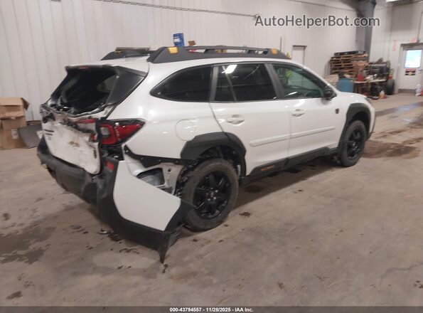 4S4BTGUD4N3135568 2022 SUBARU OUTBACK Белый Задняя правая четверть