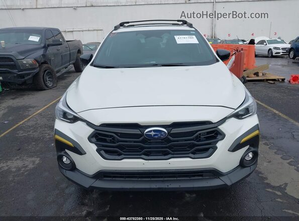 4S4GUHF65S3721022 2025 SUBARU CROSSTREK White Vista del cuadro de instrumentos