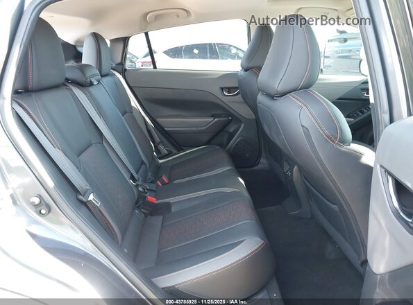 4S4GUHM69S3753040 2025 SUBARU CROSSTREK Gray 