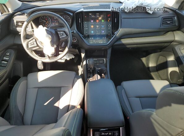 4S4WMAFD0S3402077 2025 SUBARU ASCENT Серебряный Вид панели приборов