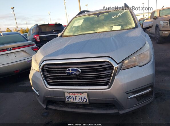 4S4WMAFD3L3451064 2020 SUBARU ASCENT Silver Rear interior view