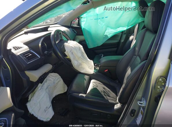 4S4WMARD1N3440966 2022 SUBARU ASCENT Серебряный Вид салона спереди