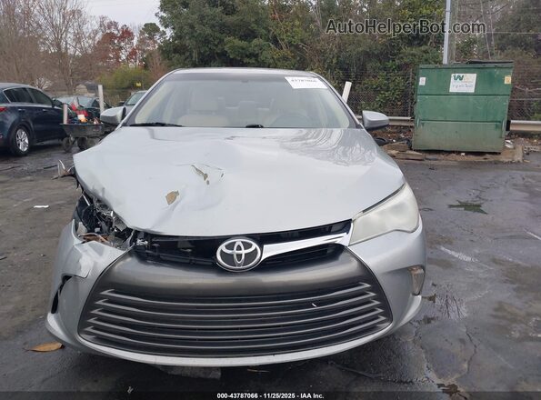 4T1BF1FK8GU263597 2016 TOYOTA LE Silver Vista del cuadro de instrumentos
