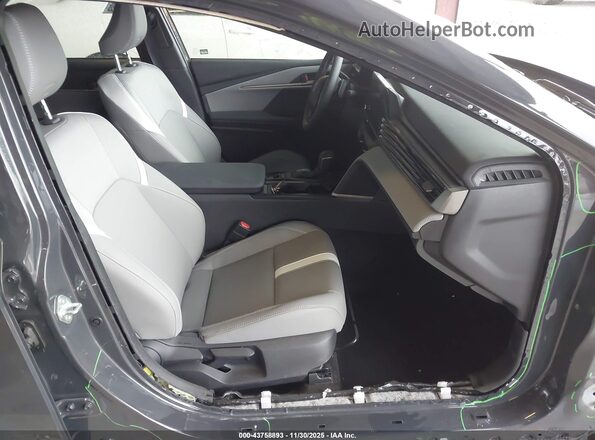 4T1DAACK9TU210381 2026 TOYOTA CAMRY Серый Вид салона спереди