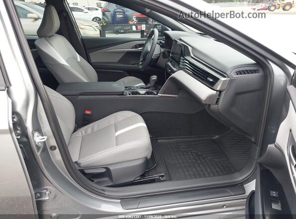 4T1DAACK9TU663027 2026 TOYOTA CAMRY Серый Вид салона спереди