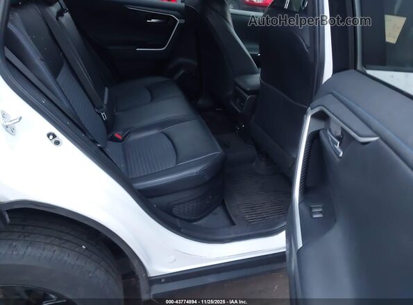 4T3E6RFV2RU140846 2024 TOYOTA RAV4 HYBRID White Widok naklejki z numerem VIN