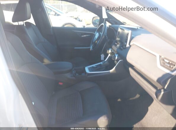 4T3E6RFV8MU064364 2021 TOYOTA RAV4 HYBRID White Front interior view