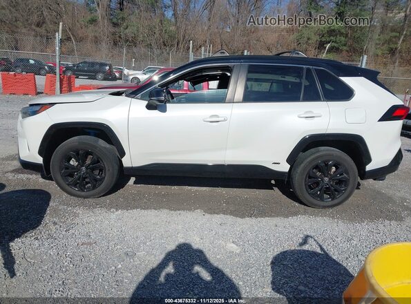 4T3E6RFV8NU072062 2022 TOYOTA RAV4 HYBRID White Սալոնի 360 աստիճան տեսք