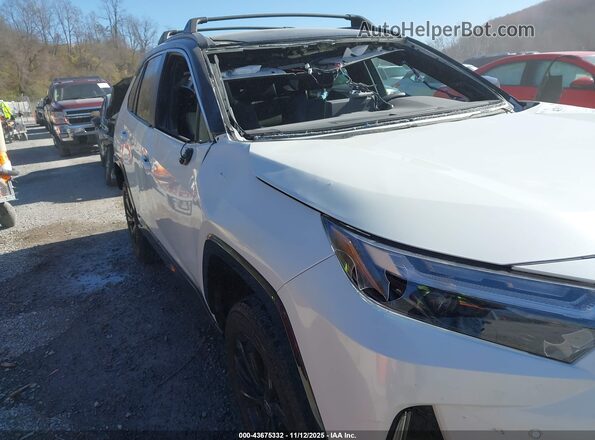 4T3E6RFV8NU072062 2022 TOYOTA RAV4 HYBRID White Դիմացի տեսք