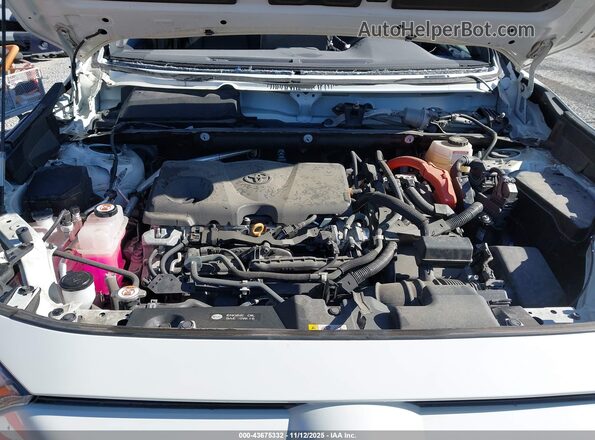 4T3E6RFV8NU072062 2022 TOYOTA RAV4 HYBRID White Հետևի տեսք