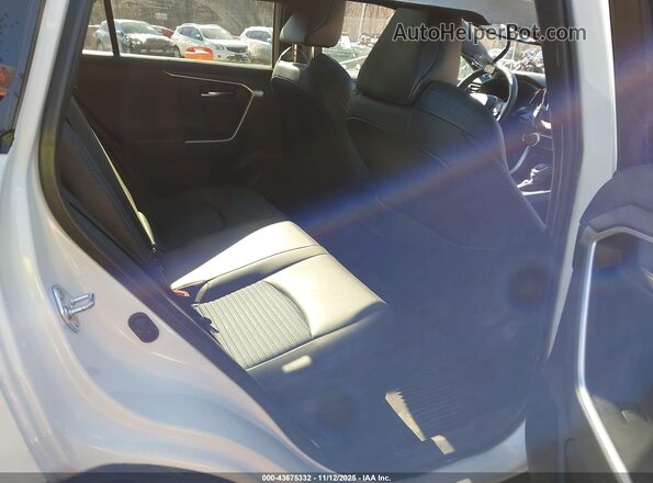 4T3E6RFV8NU072062 2022 TOYOTA RAV4 HYBRID White VIN կոդի պիտակի տեսք