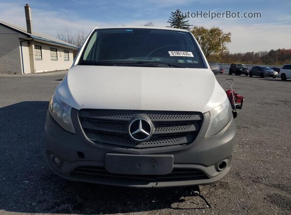 W1YV0CEY2N3989166 2022 MERCEDES-BENZ METRIS White Widok z przodu