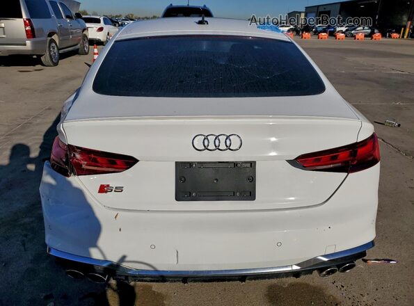 WAUC4CF56NA026803 2022 AUDI S5 Белый Вид салона спереди
