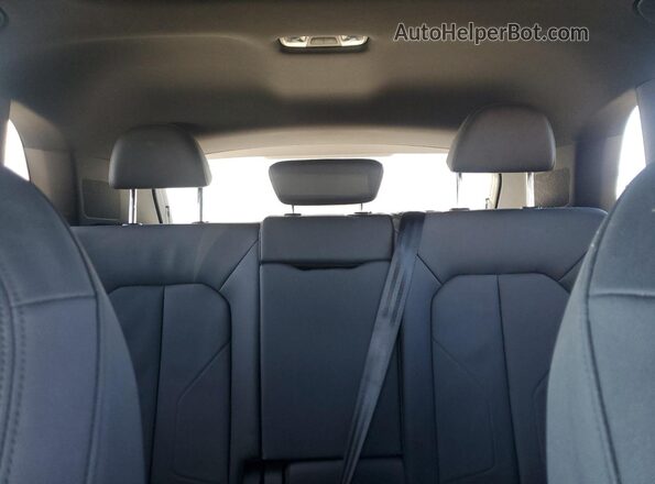 WA1AUCF34M1071109 2021 AUDI Q3 Black Vista interior trasera