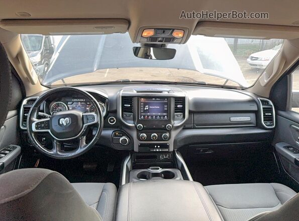 1C6RREBT8LN300501 2020 RAM 1500 Серый Вид задних сидений