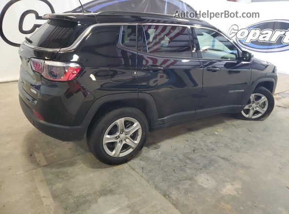 3C4NJDBN4RT606100 2024 JEEP COMPASS Black Передня права чверть