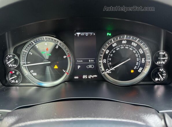 JTJHY7AX6J4263505 2018 LEXUS LX Silver 