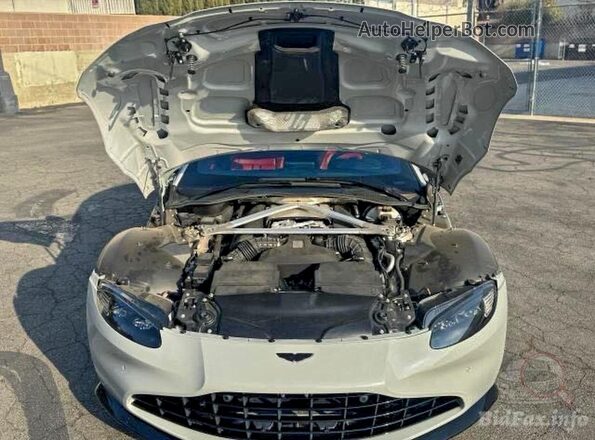 SCFSMGAW6PGN07660 2023 ASTON MARTIN VANTAGE Серый Вид салона спереди