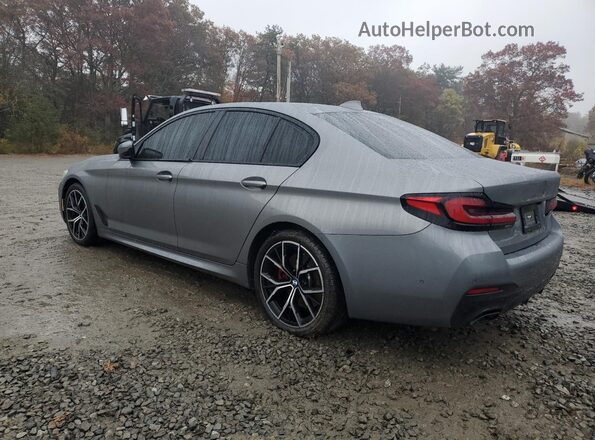 WBA53BH08PWY20750 2023 BMW 5 SERIES Gray Trasero derecho
