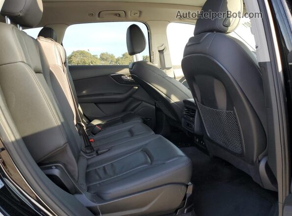 WA1LXAF77LD002564 2020 AUDI Q7 Black Vista del compartimento del motor