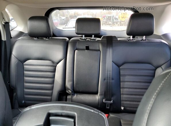 2FMPK4J95RBA68041 2024 FORD EDGE Black Widok wnętrza z tyłu