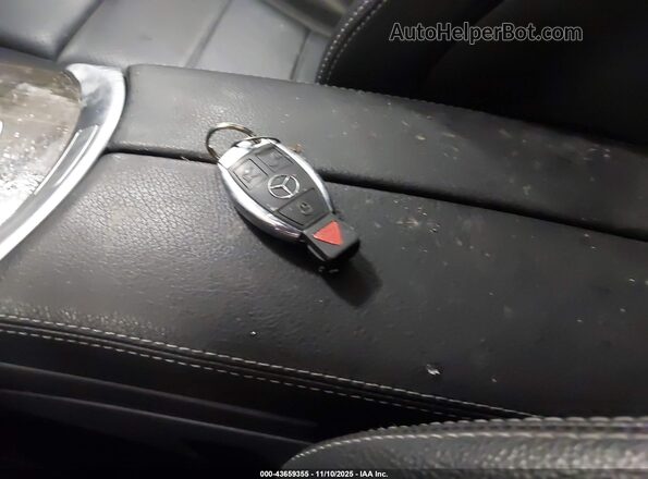 55SWF4HB0JU256811 2018 MERCEDES-BENZ C 350E Black Առջևի վահանակի տեսք