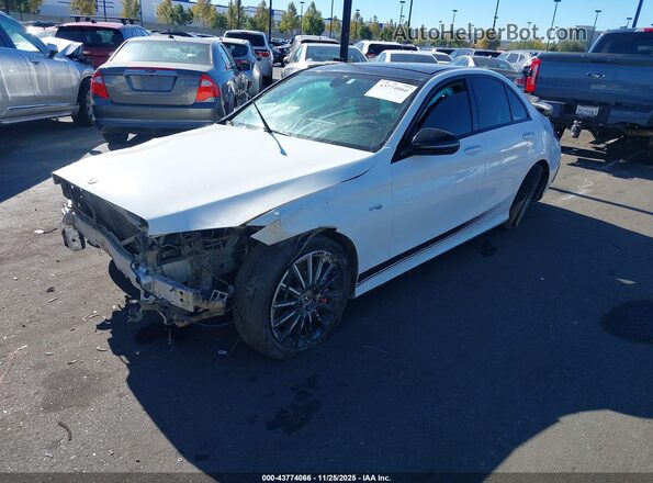 55SWF6EB3JU253305 2018 MERCEDES-BENZ AMG C 43 White Przód lewy