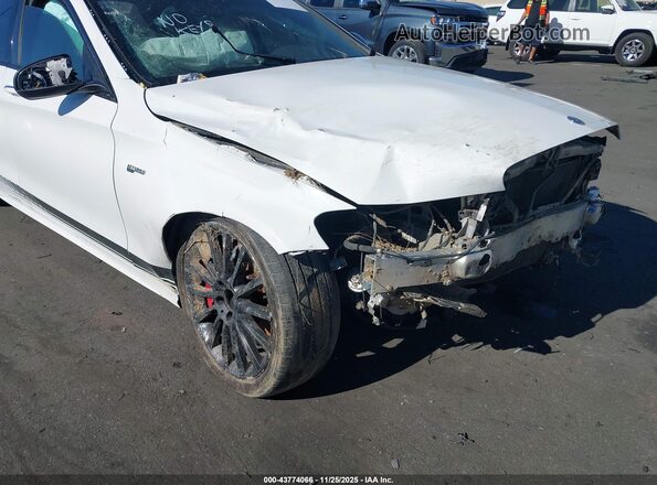 55SWF6EB3JU253305 2018 MERCEDES-BENZ AMG C 43 White Widok zestawu wskaźników