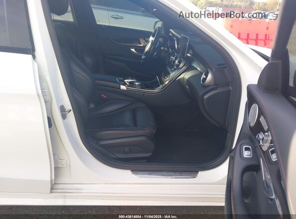 55SWF6EB7JU274562 2018 MERCEDES-BENZ AMG C 43 White Widok wnętrza z przodu