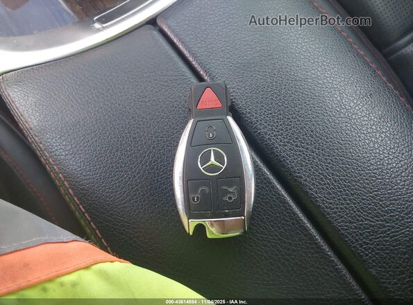 55SWF6EB7JU274562 2018 MERCEDES-BENZ AMG C 43 White Widok deski rozdzielczej