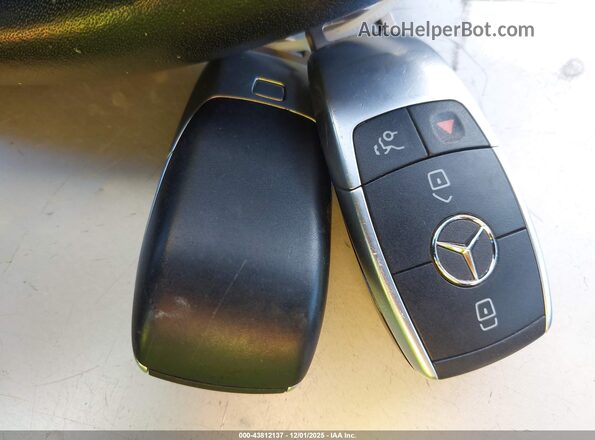 55SWF8EB3LU328373 2020 MERCEDES-BENZ C-CLASS Black 
