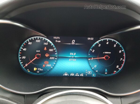 55SWF8EB4LU332920 2020 MERCEDES-BENZ C Black Vista del cuadro de instrumentos