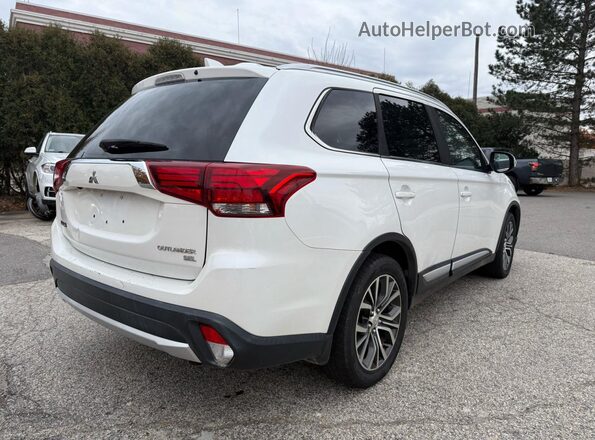 JA4AZ3A37JZ033119 2018 MITSUBISHI OUTLANDER White 