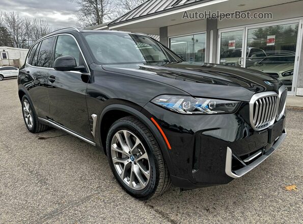 5UX43EU03S9X60677 2025 BMW X5 Черный Задняя левая четверть