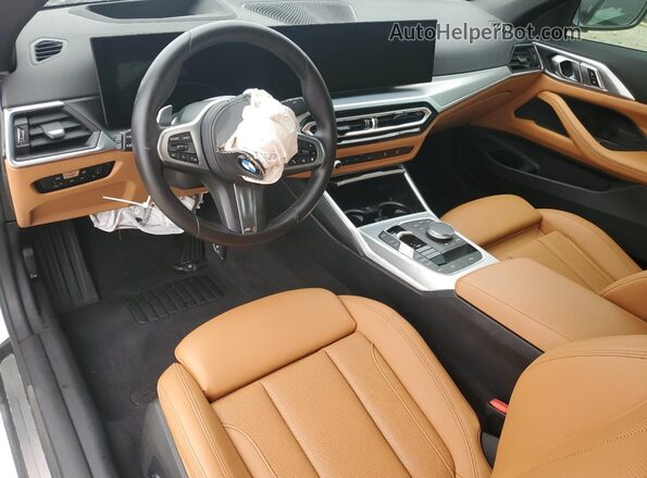 WBA23AT03NCJ90980 2022 BMW 4 SERIES White ხელსაწყოთა პანელის ხედი