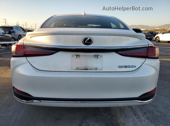 58AB21B12KU001052 2019 LEXUS ES White Vista trasera