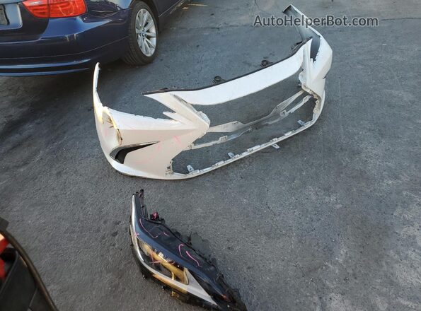 58AB21B12KU001052 2019 LEXUS ES White Vista del compartimento del motor