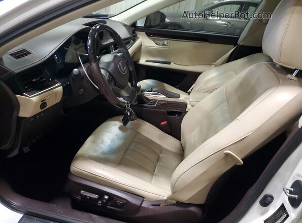 58ABK1GG3HU055689 2017 LEXUS ES Белый Вид салона спереди