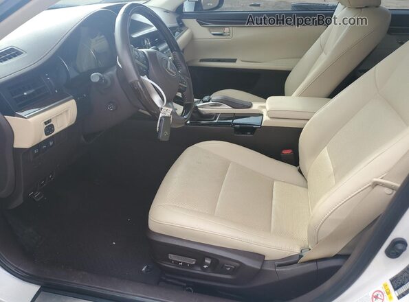 58ABK1GG5JU083547 2018 LEXUS ES White Vista interior delantera