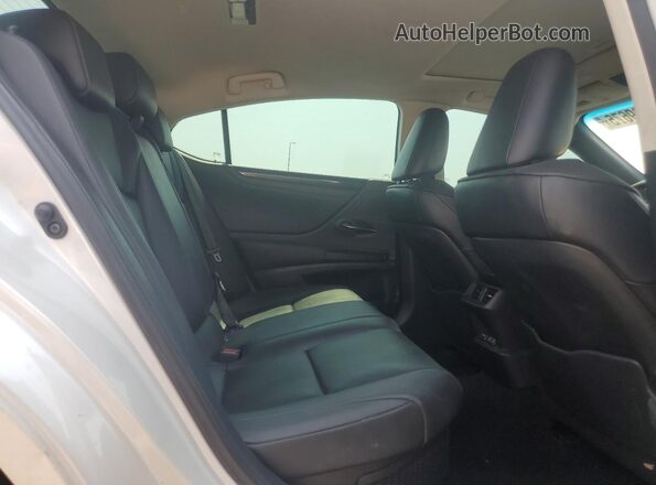 58AC21B10LU006157 2020 LEXUS ES White Вид задніх сидінь