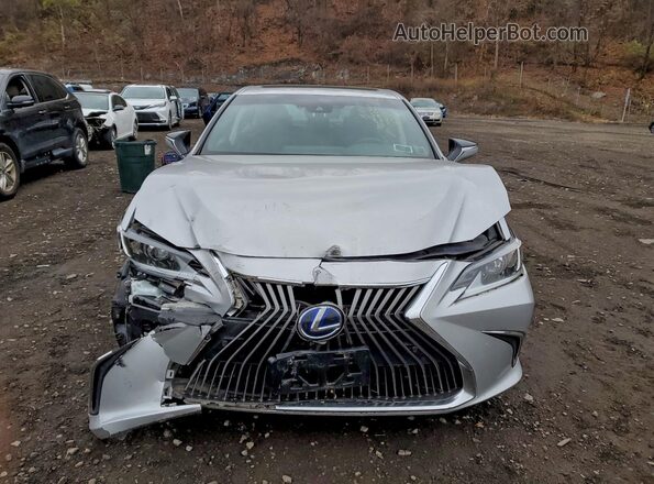 58AD21B12LU012045 2020 LEXUS ES Silver Вид спереду