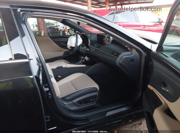 58ADA1C16MU003075 2021 LEXUS ES 300H Черный Вид салона спереди
