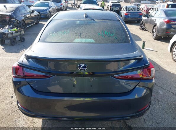 58ADA1C16NU016376 2022 LEXUS ES 300H Серый 