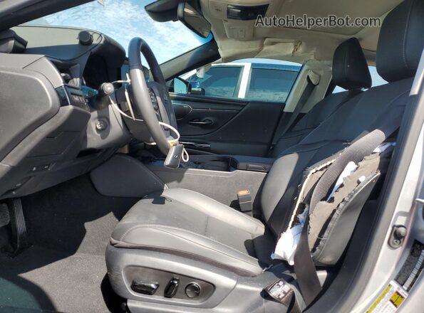 58ADA1C17RU048243 2024 LEXUS ES Silver 